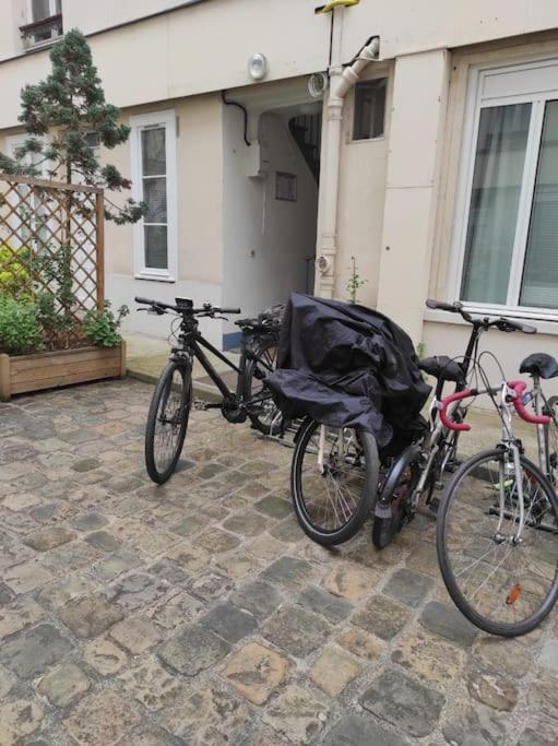 Apartment Pl Republique Paris Exterior photo